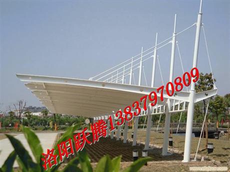 車輛遮陽(yáng)棚